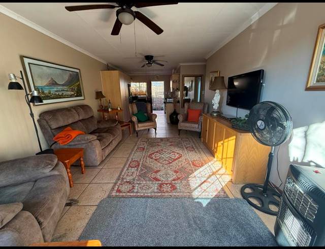 2 BEDROOM TOWNHOUSE FOR SALE IN THE REEDS
